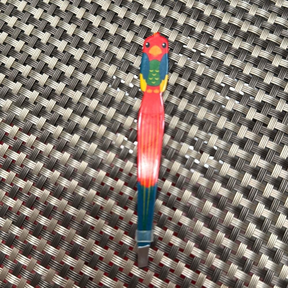 Cute bird tweezers